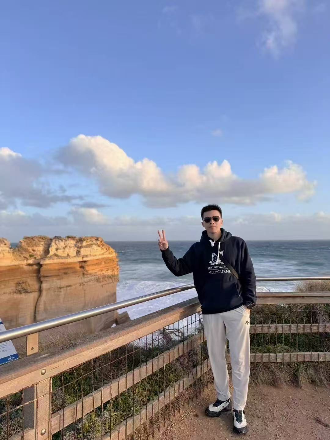 副主席：张梓睿